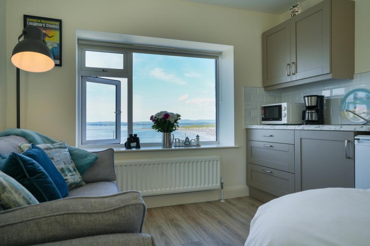 The Gaslight Inn Self Catering Holiday Apartments Rossnowlagh Donegal Exterior photo